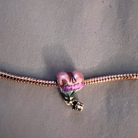 Silver "Happy Birthday" Heart Hot Air Balloon & Gift Box Charm - Picture 6 of 6